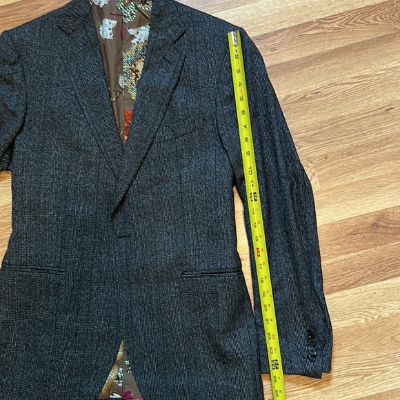 ETRO MILANO men suit jacket. British double vent & magenta collar. Made in Italy - Picture 7 of 12